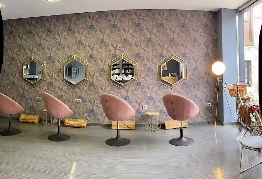 Peluquer&iacute;a Nuria Mart&iacute;nez