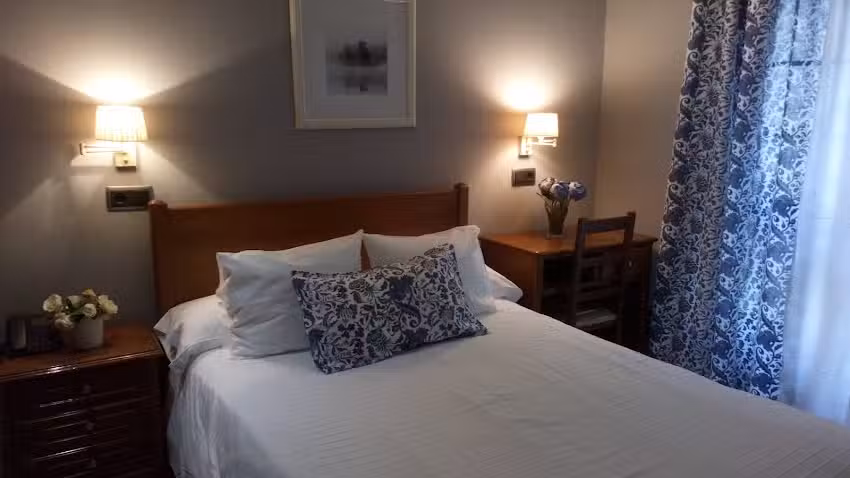 Peluquer&iacute;a Y Belleza Naya Y Gloria C B