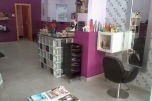 Peluquer&iacute;a y Est&eacute;tica Cristina Medina