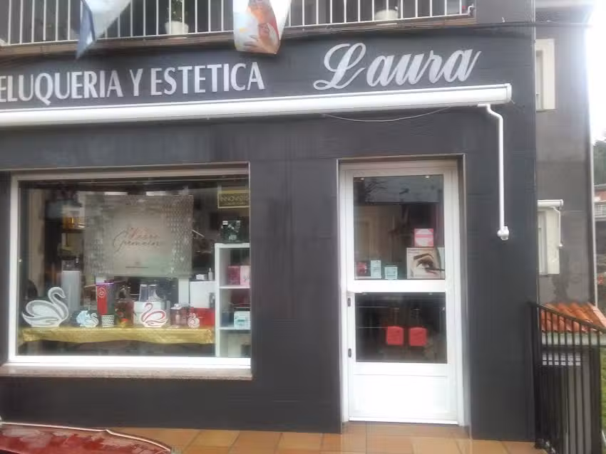 Peluquer&iacute;a y Est&eacute;tica Laura