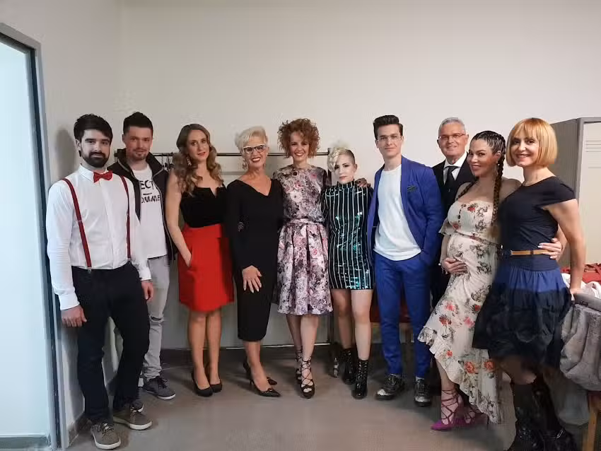 Peluquer&iacute;a y Est&eacute;tica Maribel