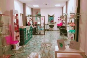 Peluquer&iacute;a y est&eacute;tica Mayte