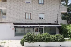 PELUQUERIA Y ESTETICA OMIX