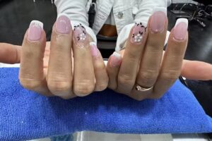 Peluqueria y u&ntilde;as china alex