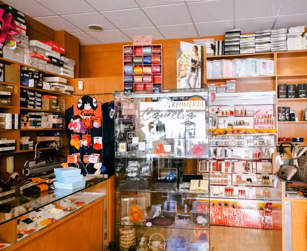 Perfumer&iacute;a Camelia Librilla