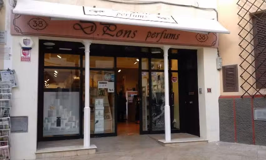 Perfumer&iacute;as Clap&eacute;s