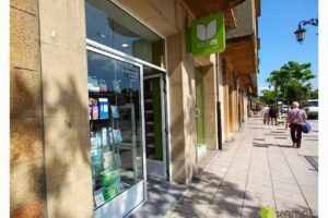Perfumer&iacute;as de la Uz &ndash; C. Arzobispo Guisasola, Oviedo &ndash;