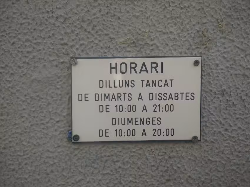 PERRUQUERIA KUMAR&rsquo;S LLEFIA