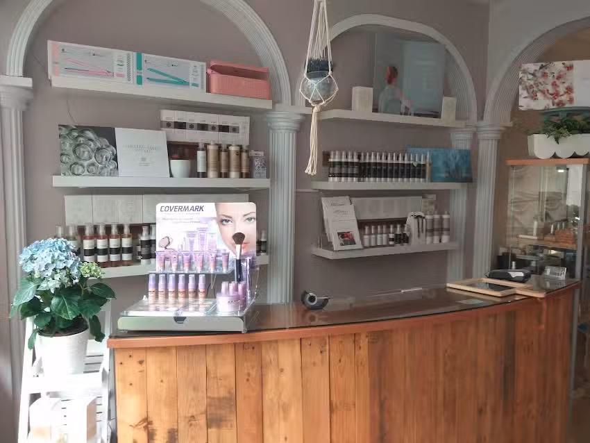 Priscila Marrero Eco-Sal&oacute;n