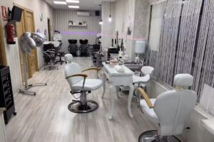 R&b Peluqueria Y Est&eacute;tica En Fuenlabrada