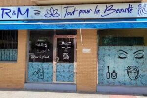 R&M &ndash; U&ntilde;as y Extensiones de pesta&ntilde;as