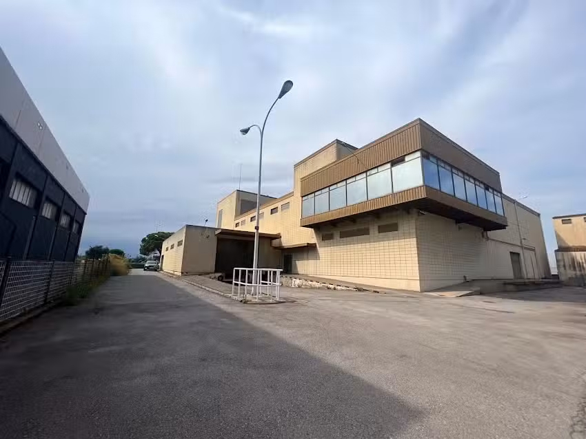 RADHE SHYAM &ndash; Henna, Perfumer&iacute;a y Cosm&eacute;tica Vegetal