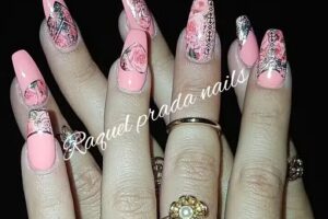 Raquel prada nails