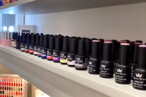 REGINA&rsquo;S STUDIO