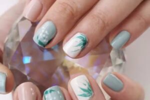 Retoke&rsquo;s Sal&oacute;n De Belleza Unisex