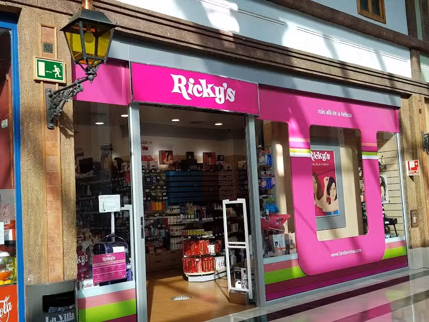 Ricky&rsquo;s