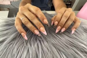 Romero Nails &ndash; Manicura y Pesta&ntilde;as en Bormujos
