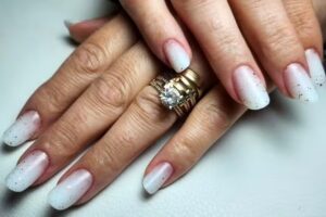 Royal Beauty And Nails