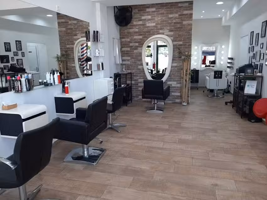 Salon de Belleza Aguademar