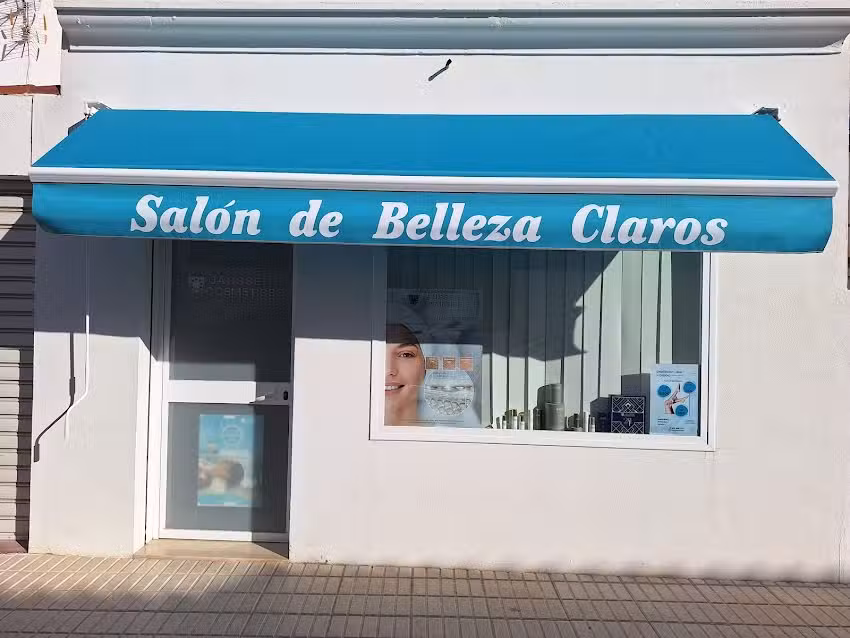 SAL&Oacute;N DE BELLEZA CLAROS