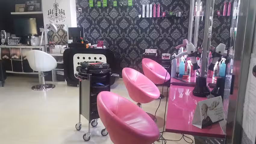 Sal&oacute;n de Belleza Cristina Reyes
