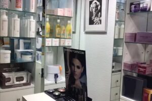 Salón de Belleza-DORI-Eder Aretoa