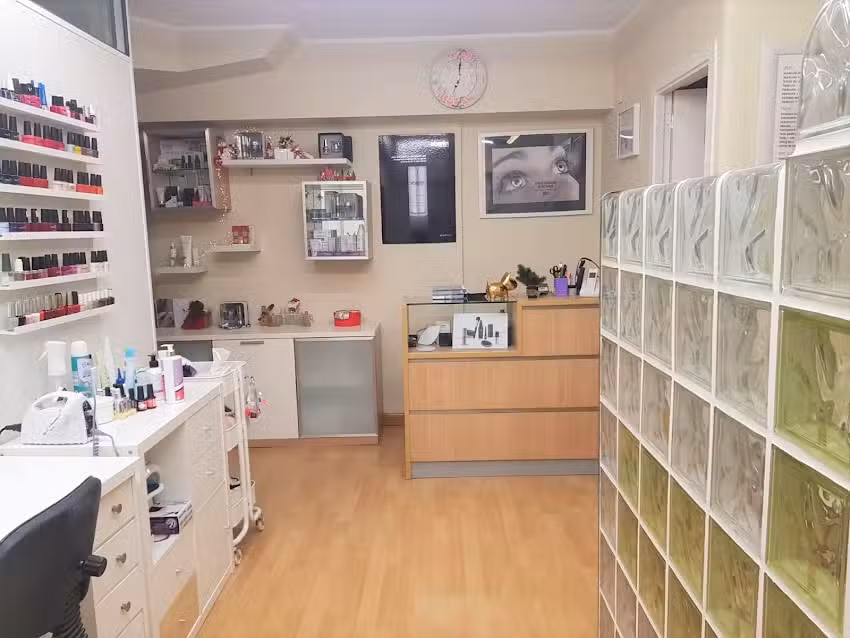 Sal&oacute;n de belleza Luc&iacute;a Mieres