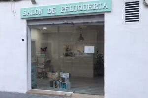 Sal&oacute;n de Peluquer&iacute;a y Maquillaje Ana