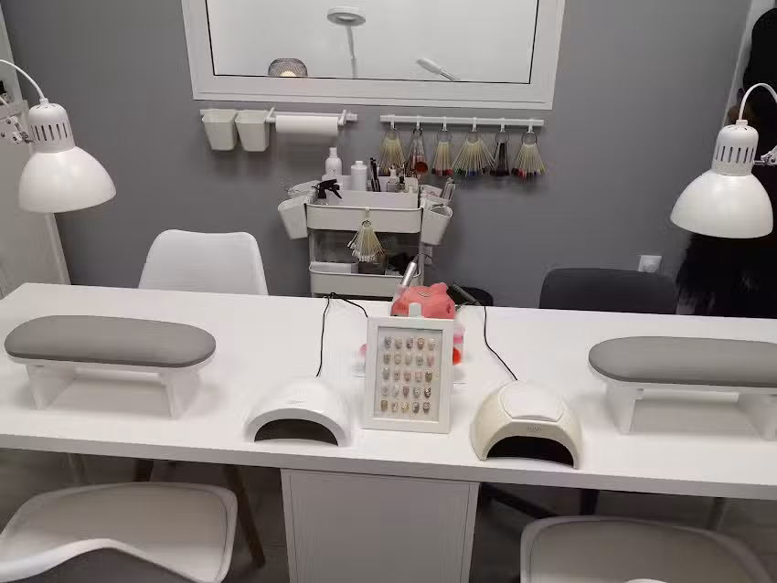 Sal&oacute;n de U&ntilde;as LauTam Est&eacute;tica