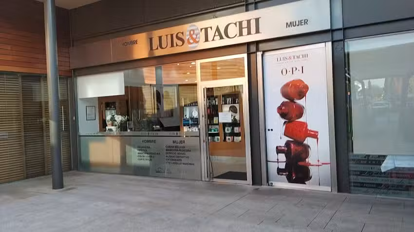 Sal&oacute;n Luis & Tachi &ndash; CC Equinoccio