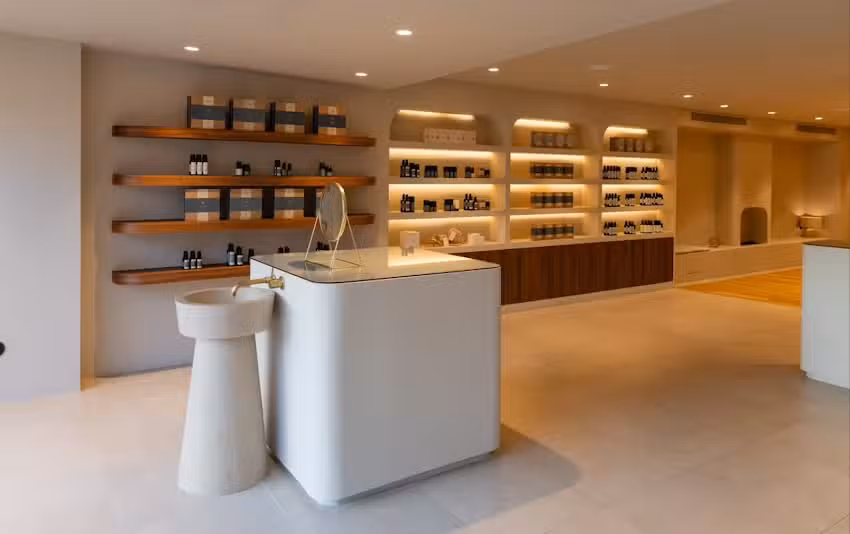 SAL&Oacute;N STORE SECRETOS DEL AGUA VALLADOLID