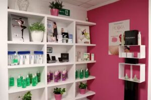 Salones DLara Est&eacute;tica & Salud