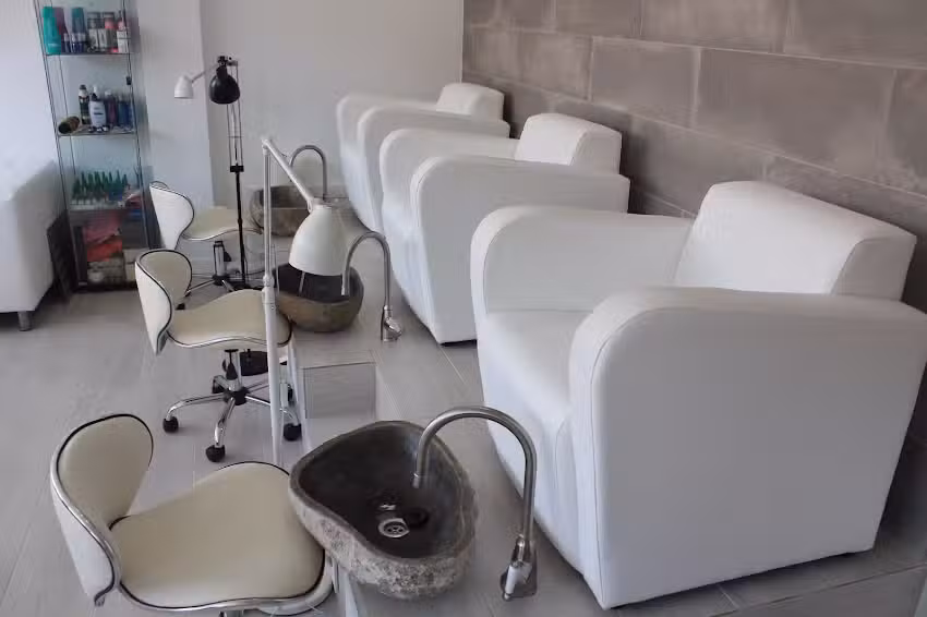 Sandy Centro de u&ntilde;as Peluquer&iacute;a y Depilaci&oacute;n
