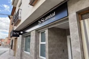 SCANDAL BY SOF&Iacute;A