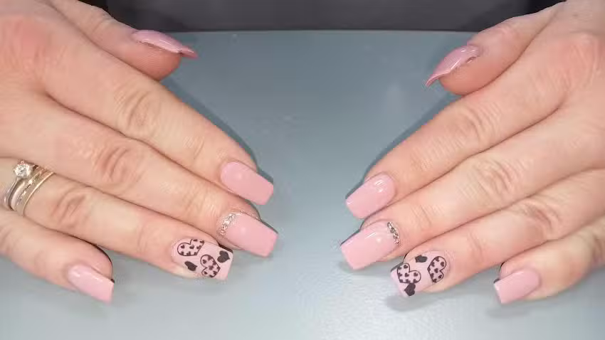 sistersvegasnails