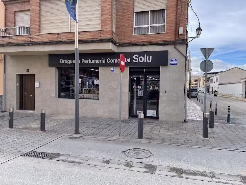 SOLU Droguer&iacute;as Perfumer&iacute;as