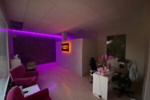 The Glamour boutique