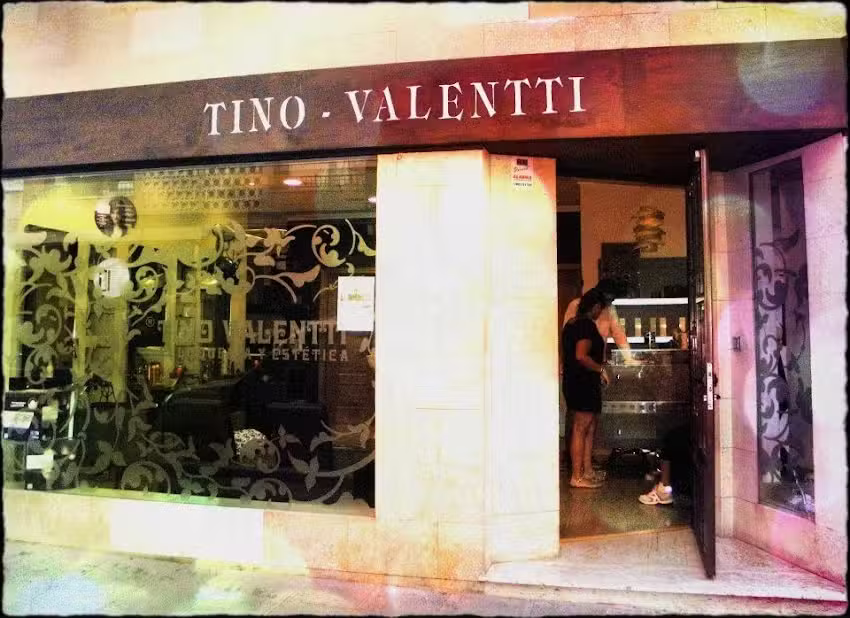 Tino Valentti Peluquer&iacute;a y Est&eacute;tica