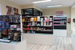 Toni Peluquer&iacute;a y Est&eacute;tica.