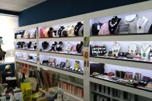 Tuespai VIP (Perfumería, Cosmética Natural, Complementos, Ámbar y Bisutería)