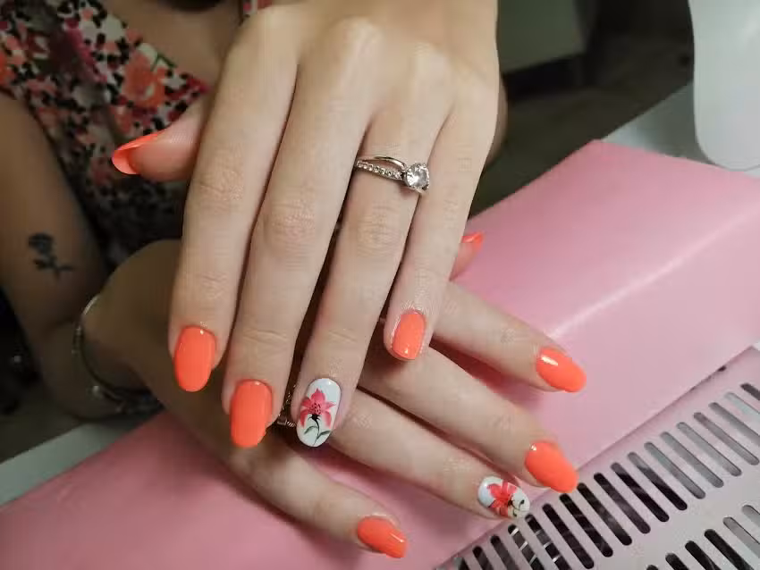 U&ntilde;as Bonitas, Tafalla