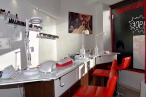 U&ntilde;as Express &ndash; Le&oacute;n