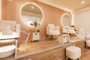 Voil&agrave; Nails & Beauty Oviedo