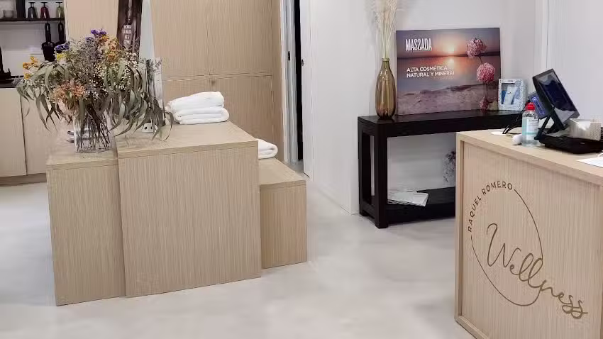 Wellness by Raquel Romero