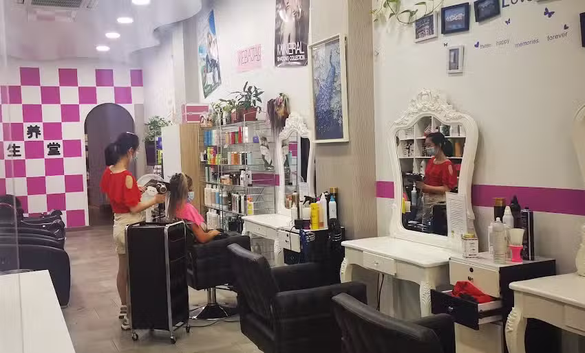 X&L Peluquer&iacute;a Belleza Y Productos De Cosm&eacute;tica