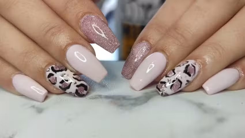 Yara q&egrave;nery estetic