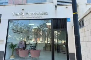 Ylenia Hern&aacute;ndez &ndash; Sal&oacute;n de belleza & Barber&iacute;a